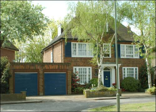 33 Holne Chase